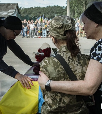 У Кропивницькому попрощалися з трьома загиблими захисниками України (ФОТО)