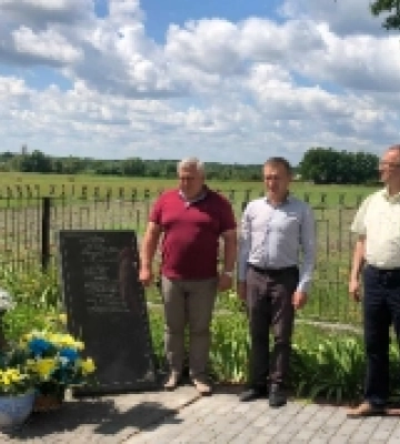 У селі Гончий Брід вшанували жертв Волинської трагедії