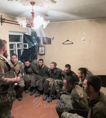 ЗСУ розбили підрозділи 83-ї десантно-штурмової бригади  під Бахмутом і захопили полонених. Відео