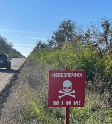 На Волині навколішки, з квітами та з прапорами зустріли Героя Олександра Чемка. Відео