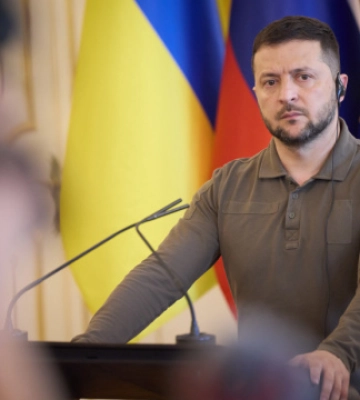 Зеленський привіз у Вільнюс бойовий прапор із Бахмута