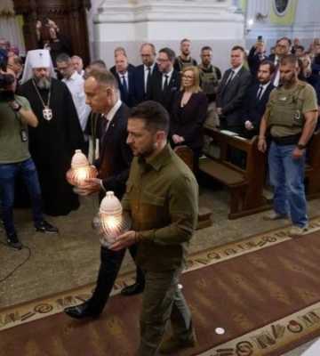 Стефанчук із керівництвом Польщі вшанували пам’ять жертв Волинської трагедії