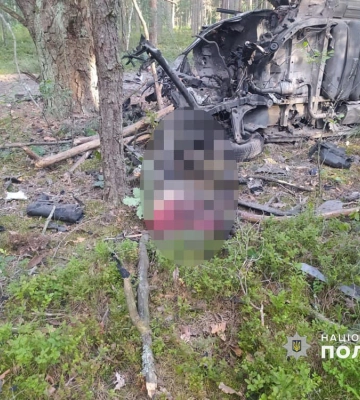 На Житомирщині легковик заїхав у заборонену зону та підірвався на міні, водій загинув (ФОТО)