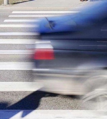 У Дніпрі водій Audi збив дитину на пішохідному переході та втік з місця ДТП