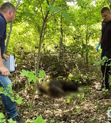 В Черкаській області за скоєння вбивства затримано чоловіка. З’явилось відео