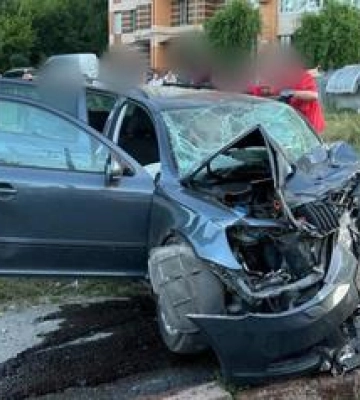 У Полтаві зіштовхнулись два легковики: одного з водіїв госпіталізували