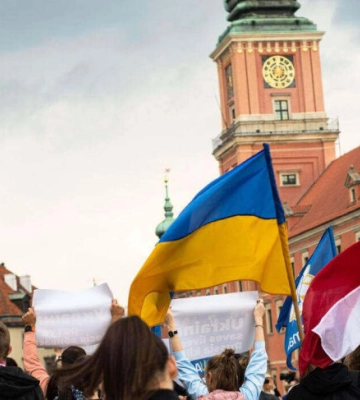 Українцям у Польщі підказали, де оформити кредит на суму до 200 тисяч злотих