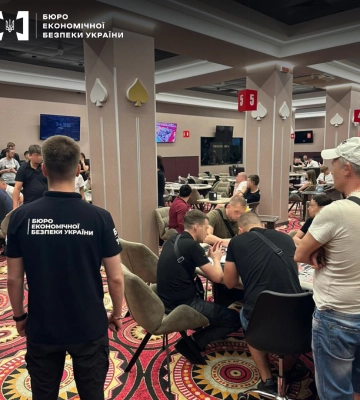 У Києві та Одесі &quot;накрили&quot; мережу підпільних покер-клубів (ФОТО)