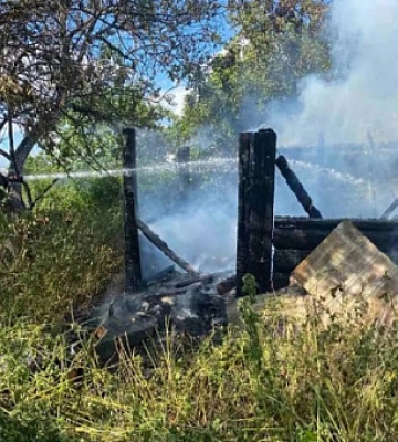 У Криворізькому районі горів дах житлового будинку