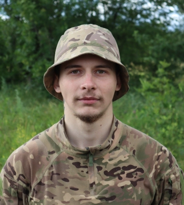 Чекає перемоги та зустрічі з коханою: 22-річний боєць волинської бригади ТРО став на захист України