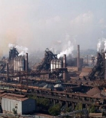 У Маріуполі пролунали вибухи, повідомляють про влучання у казарму кадирівців, - Андрющенко