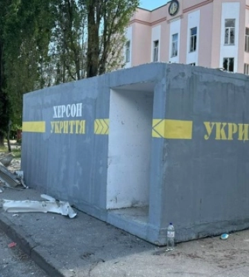 Російська армія 76 разів обстріляла Херсонщину: загинули двоє людей, троє поранених