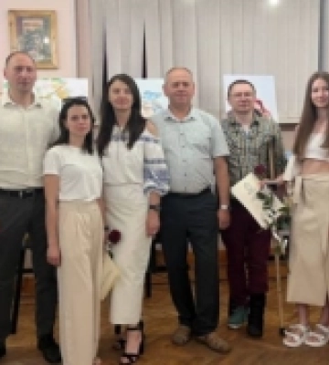 У Рахові представили роботи 14 місцевих фотографів