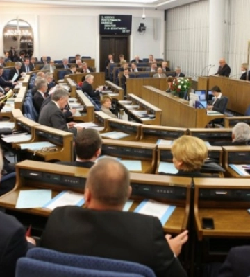 Cенат Польщі ухвалив резолюцію щодо Волинської трагедії