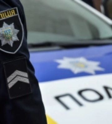 У Рівному поліція розслідує конфлікт пенсіонера та неповнолітньої
