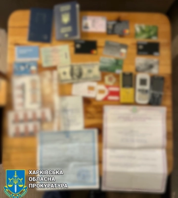 У Харкові затримали двох ділків, які допомагали з реєстрацією у системі “Шлях”