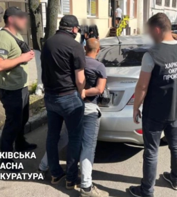 Оформлювали ухилянтів як «волонтерів» для перетину кордону: затримали організаторів схеми