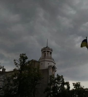 У Києві очікується гроза і пориви вітру
