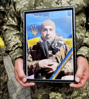 Роменська громада провела в останню путь українського захисника Володимира Миргородського