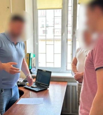 На Одещині викрили бізнесмена, який намагався за €90 тисяч підкупити співробітників СБУ