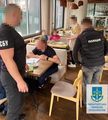 На Закарпатті підприємця підозрюють в організації схеми заволодіння 9,5 млн грн бюджетних коштів на ремонті доріг