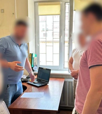 На Одещині викрили бізнесмена, який намагався за €90 тисяч підкупити співробітників СБУ