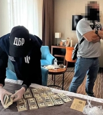 У Львові затримали експоліцейського з трьома кіло кокаїну (фото, відео)