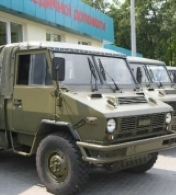 Родина з Волині передала власний автомобіль для потреб ЗСУ