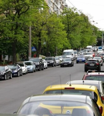 Все уши "протарахтели": на каких авто запретят ездить, водителям советуют приготовиться