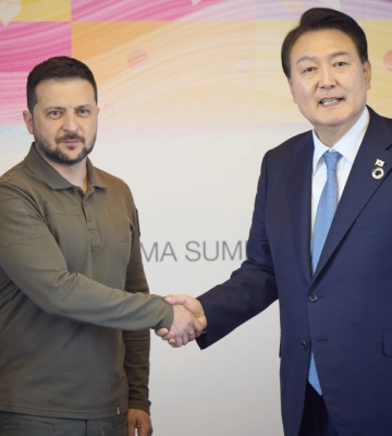 До України з неанонсованим візитом прибув президент Південної Кореї