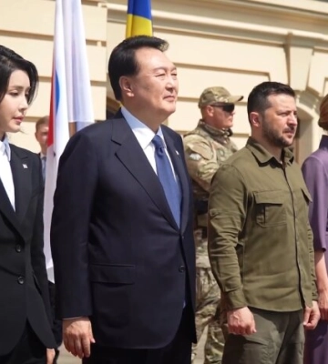Зеленський назвав теми, які обговорив із президентом Південної Кореї у Києві