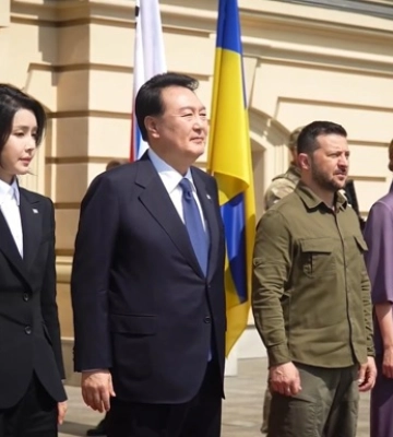 Зеленський зустрівся з президентом Південної Кореї