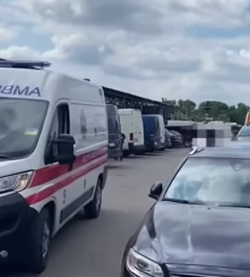 Біля рівненського ринку почали штрафувати водіїв (ВІДЕО)