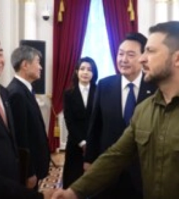 Зеленський зустрівся з лідером Південної Кореї: що обговорили