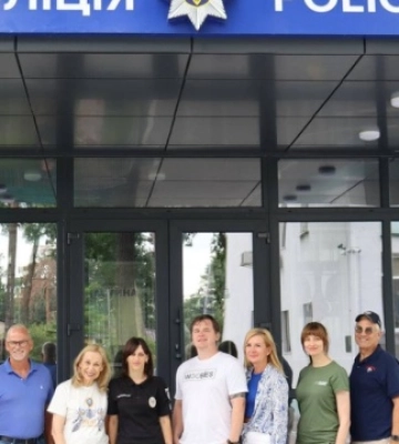 Американська письменниця й меценатка Мітці Пердью відвідала Бучу та Ірпінь