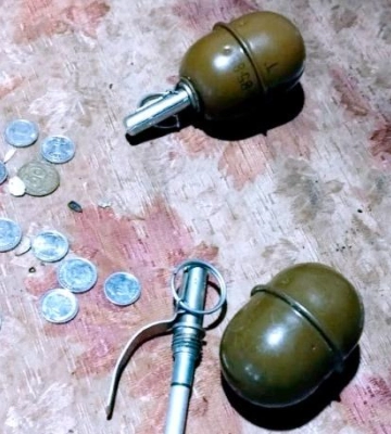 На Полтавщині поліція вилучила у чоловіка набої, гранати та наркотики
