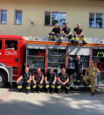Пожежники Рівненщини завершили навчання у Польщі