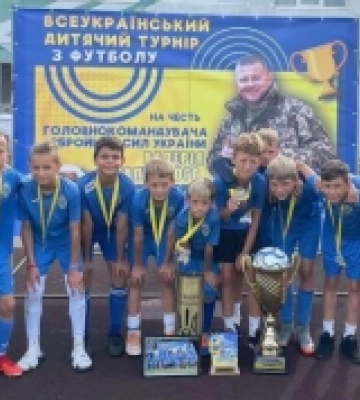 Команда з Луцька виграла футбольний турнір на честь Головнокомандувача ЗСУ Валерія Залужного