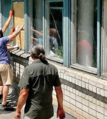 У Запоріжжі в результаті російської атаки пошкоджено 16 багатоповерховівок, два навчальні заклади та лікарня
