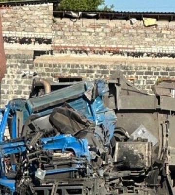 Ворог завдав удару по промисловому підприємству у Краматорську, пошкоджено виробничі приміщення та автомобілі, - мер Гончаренко.&amp;hellip;