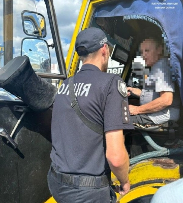 В Одесі у водія маршрутки стався інсульт за кермом — поліцейські рятували пасажирів