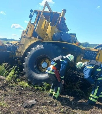 На Харківщині трактор наїхав на російську протитанкову міну. Є постраждалий