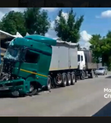 Окупанти возять БК через Маріуполь цивільними вантажівками, - Андрющенко. ВIДЕО