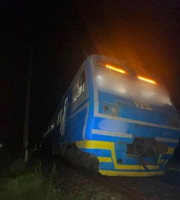 На Вінниччині потяг на смерть збив чоловіка, який проводив ремонтні роботи на колії