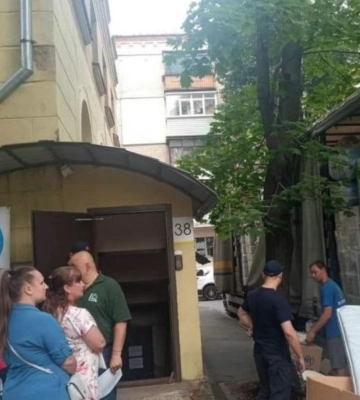 В Харькове помощь от гуманитарной миссии «Подснежник» получили переселенцы из Луганщины
