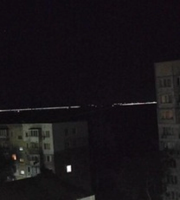 Обвалився один із прольотів, рух зупинено: з&#039;явилися фото й відео наслідків &quot;бавовни&quot; на Кримському мосту