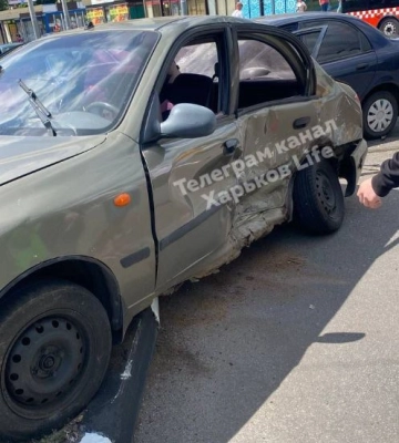У Харкові молодик вбив свою родину, викрав авто та спричинив смертельну ДТП (ФОТО)