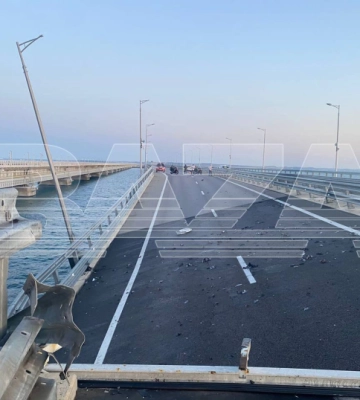 Окупанти розповіли, що пошкоджено на Кримському мосту