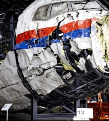 Катастрофа МН17: дев'ять років тому окупанти збили літак в небі над Донбасом