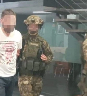 Стрельба в Киеве: мужчина проник в офис и открыл огонь по охранникам, есть раненые